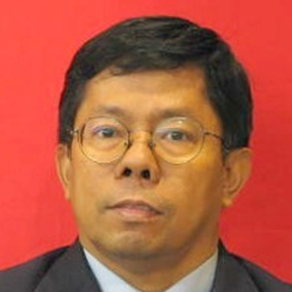 Professor Dr Ismail Rahmat