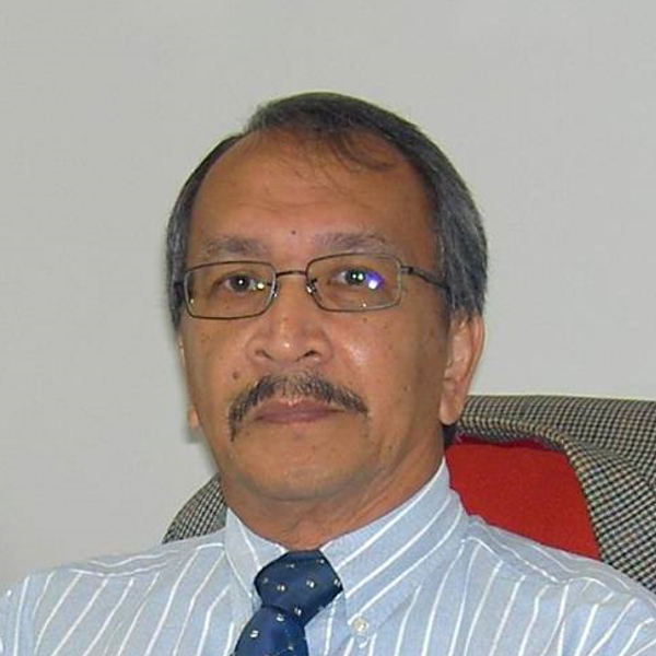 Prof. Madya Dr. Mohd Ismail Ramli (2005 - 2007)